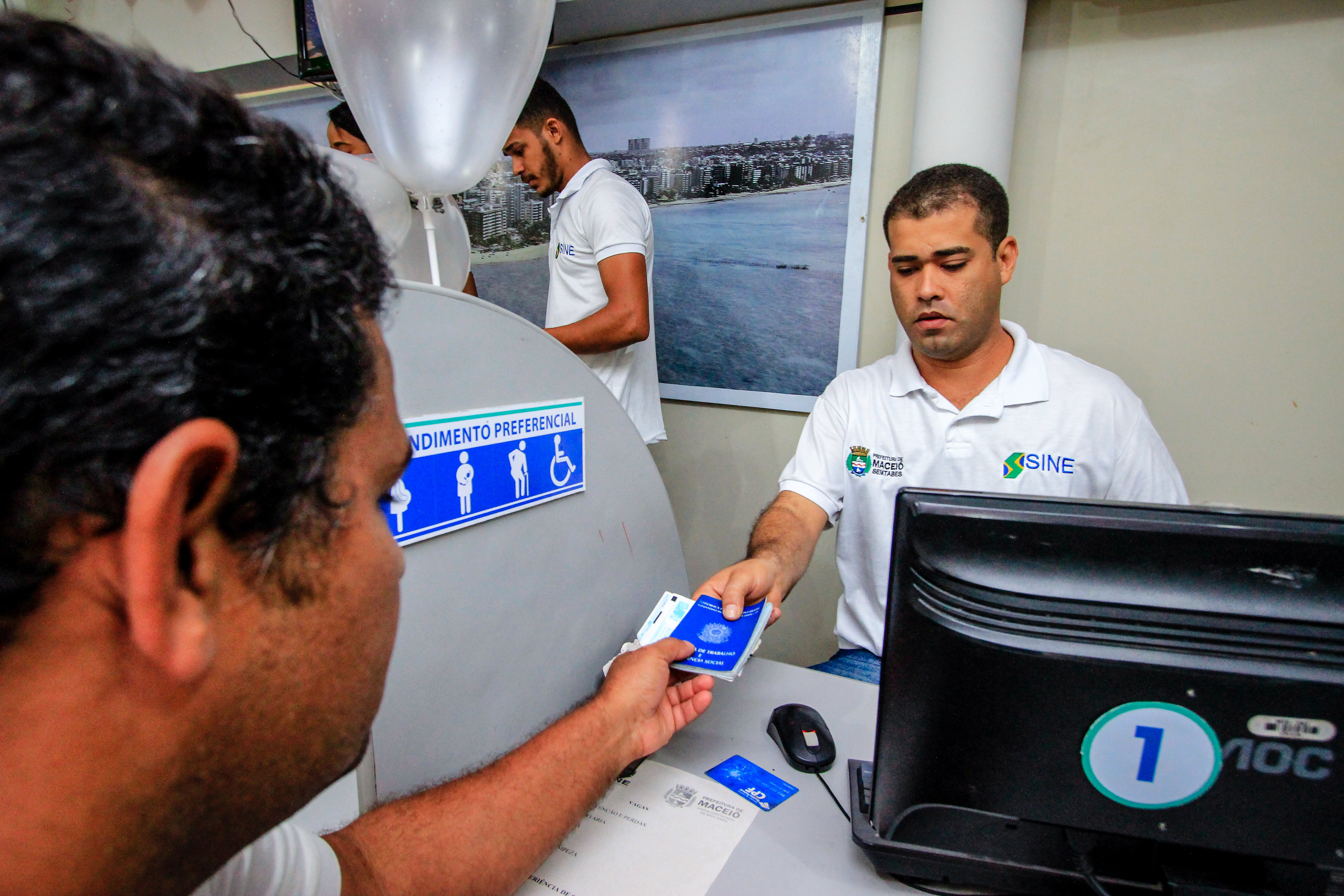 Sine Maceió abre seleção para mais de 200 vagas; confira