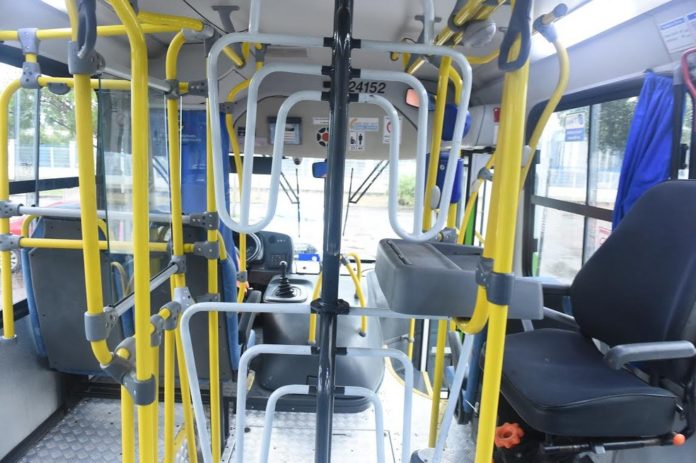 Empresas de transporte público de Maceió recebem prazo de 15 dias para retirada de catracas altas