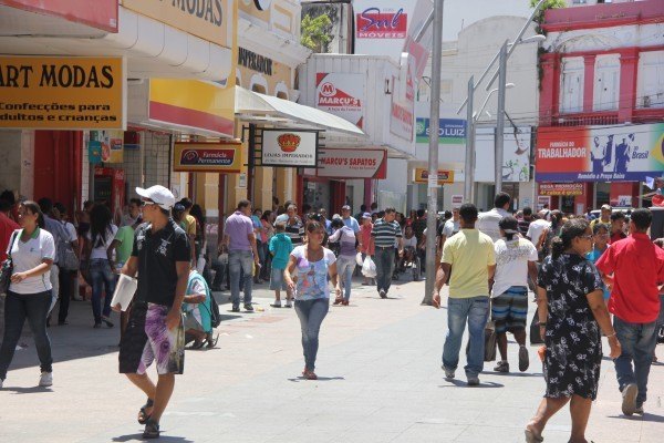 Confira o que funciona em Maceió neste feriado (25)