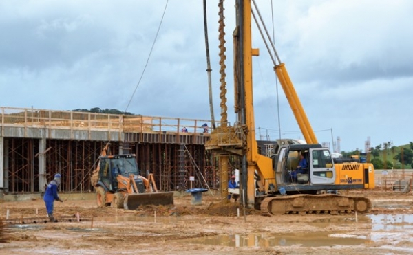 Governo do Estado investe mais de R$ 128 milhões na construção de hospitais e UPAs