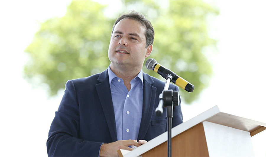 Renan Filho sanciona reajuste salarial de 2,95% para servidores públicos de AL