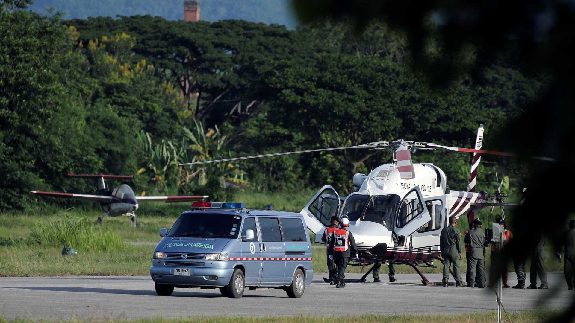 Batalha vencida: todo o time é resgatado de caverna na Tailânda