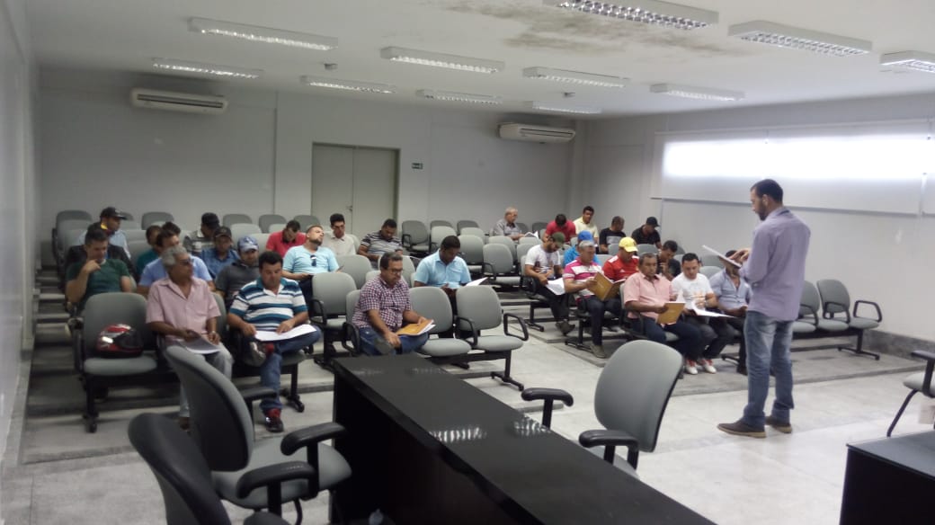 AMA vai capacitar todos os motoristas do transporte escolar de AL