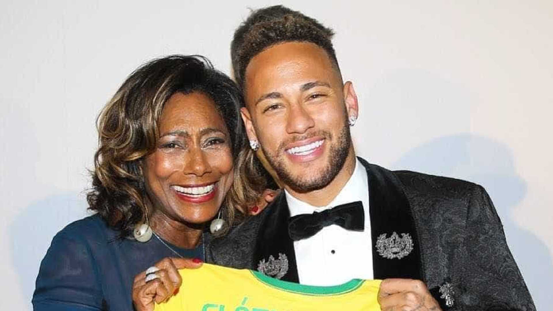 Em leilão de Neymar, Glória Maria compra encontro com Silvio Santos