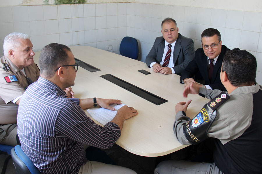 Judiciário avalia implantar centro de conciliação em base comunitária