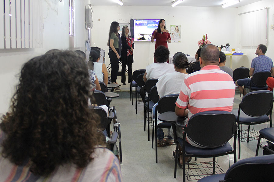 Reconhecimento de paternidade é debatido em maternidade de Maceió