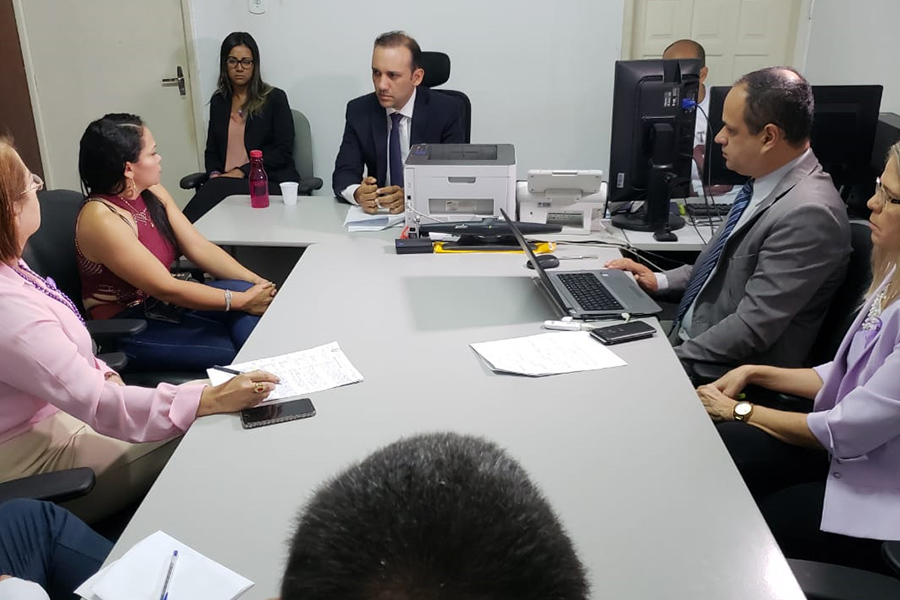 Juizado da Mulher de Arapiraca conscientiza população durante Semana Pela Paz em Casa