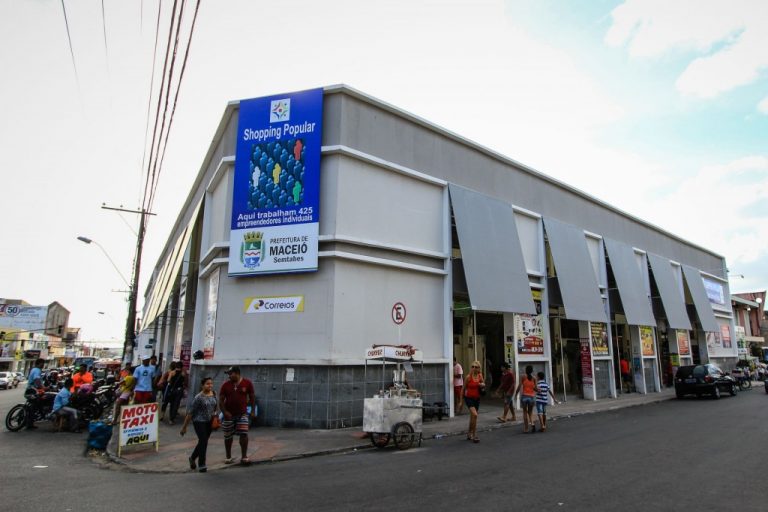 Confira os horários dos mercados e Shopping Popular no feriado