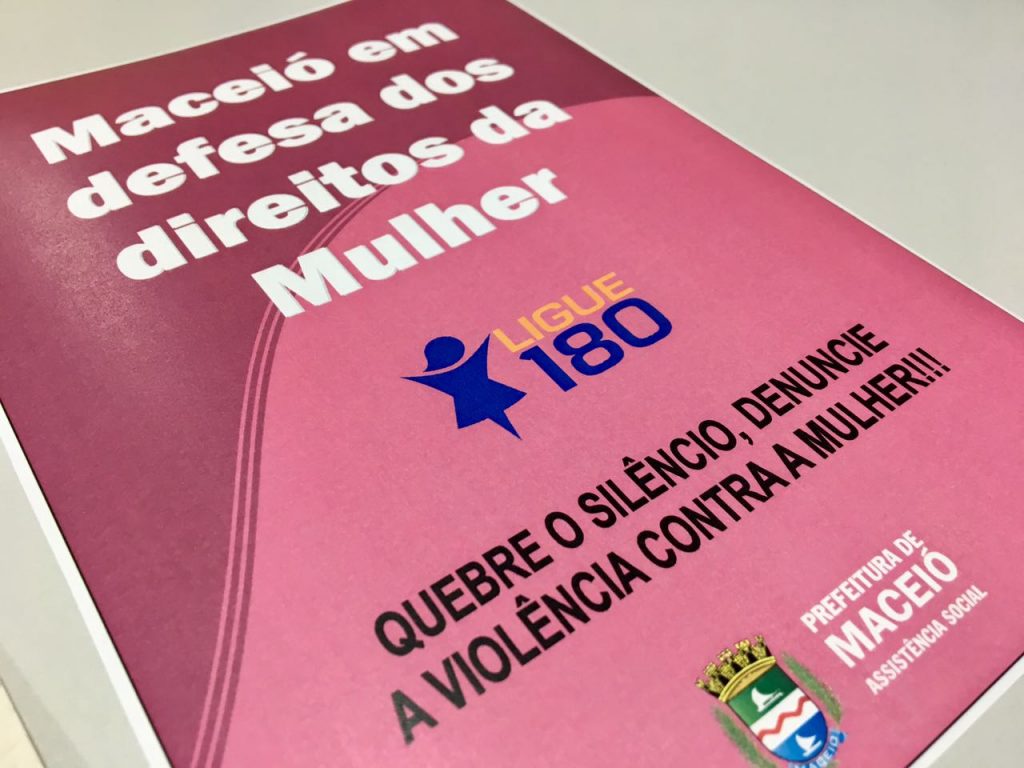 Ação orienta mulheres sobre combate à violência doméstica