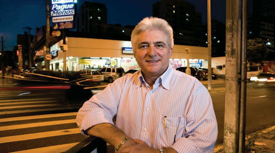 Fundador das farmácias ‘Pague Menos’ é preso por crime contra sistema financeiro