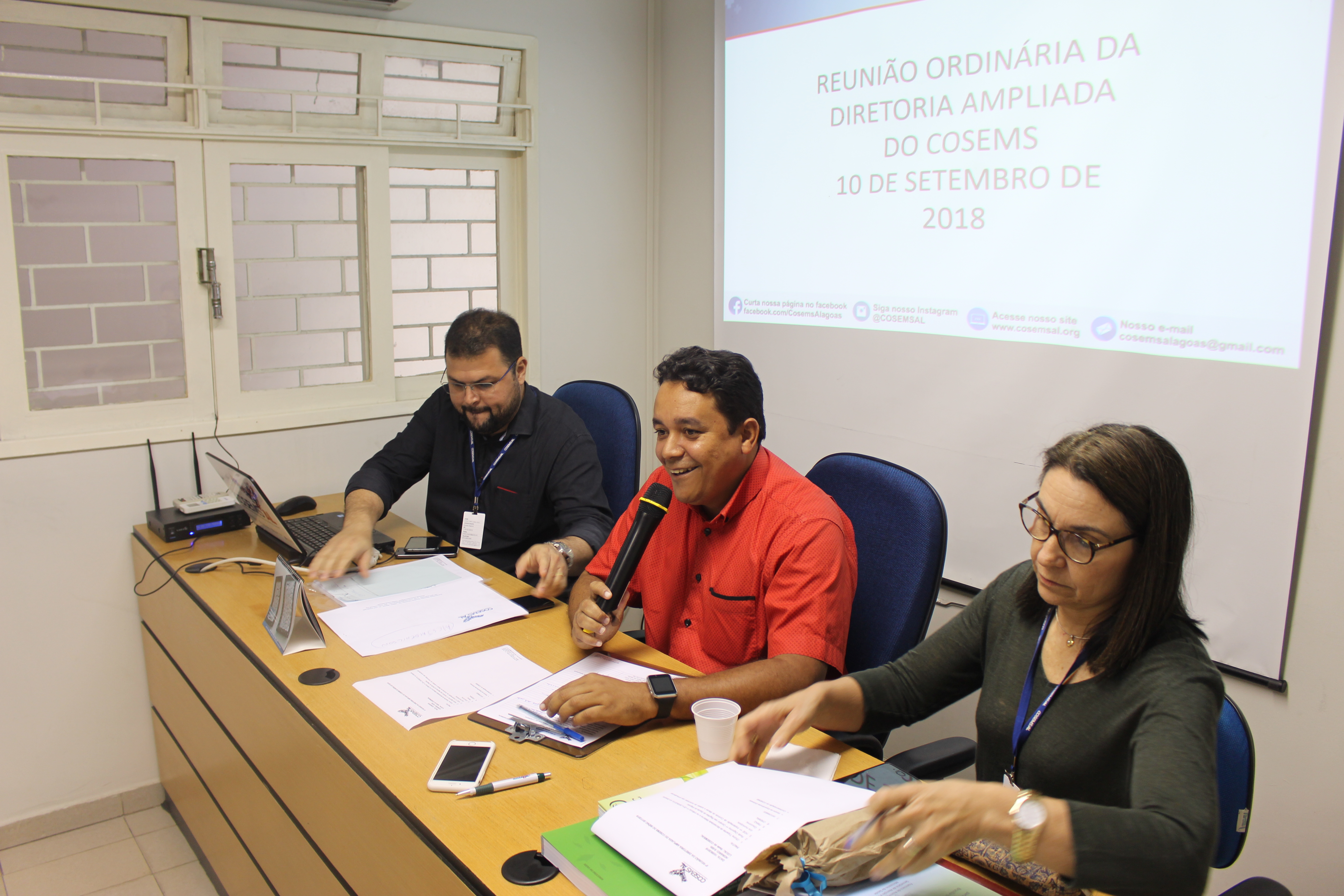 Diretoria do Cosems discute pautas de interesse dos municípios