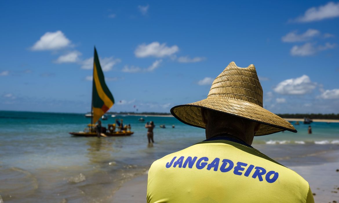 Senado aprova novas regras para empresas de serviços turísticos