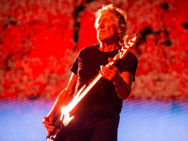 Roger Waters critica Bolsonaro em seu show em SP