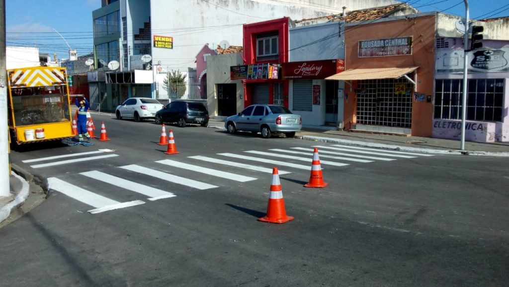 SMTT intensifica serviços de sinalização nas vias de Maceió