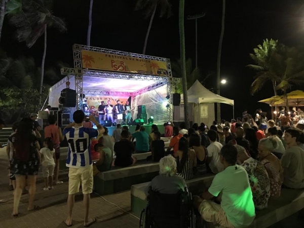 Pôr do Sol Cultural anima mais um final de semana na orla de Maceió