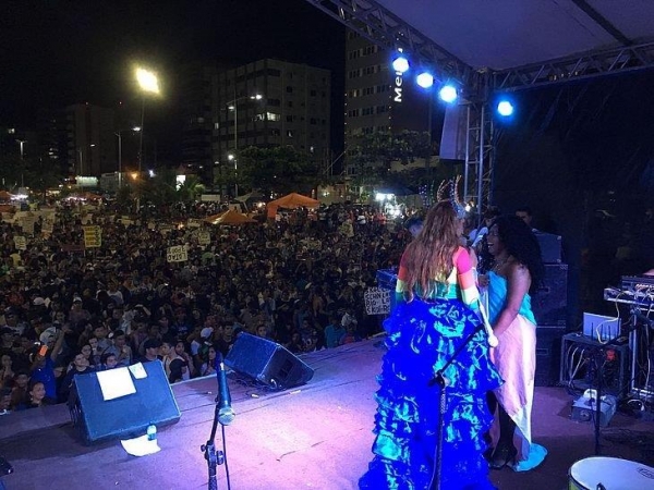 Ações na orla marcam Dia Mundial de Luta contra a Aids; veja programação
