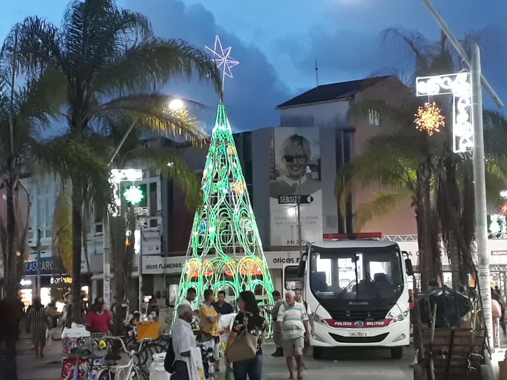 Centro de Maceió recebe ornamentação especial de final de ano