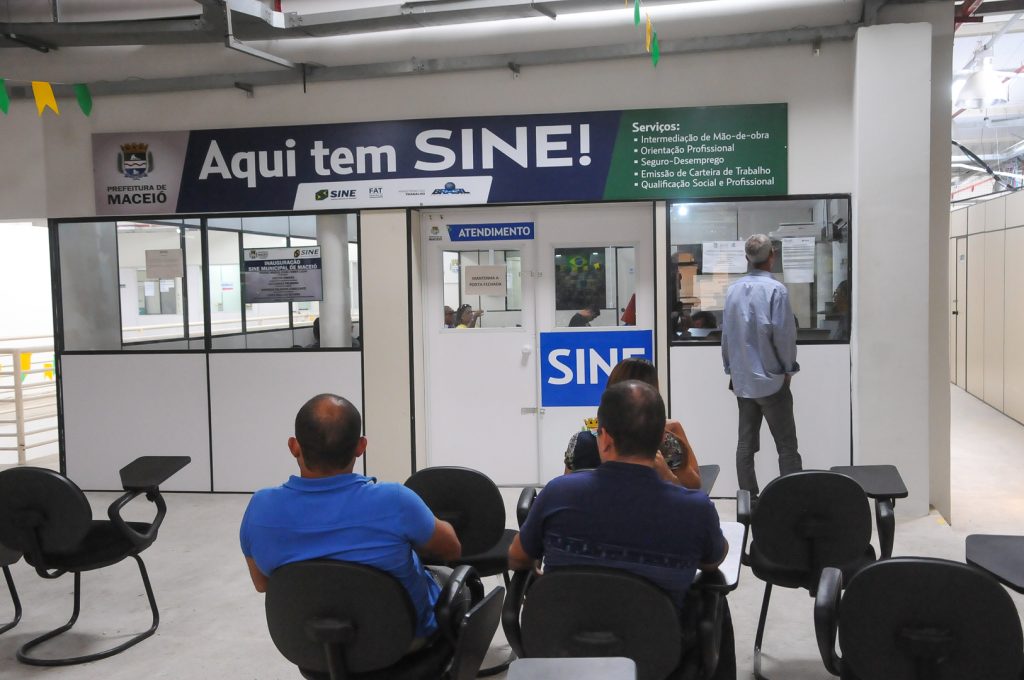 Sine Maceió inaugura espaço para cursos online