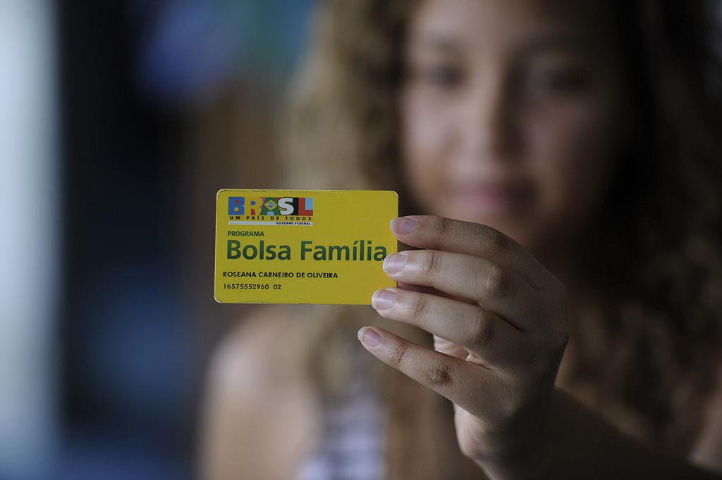 Projeto condiciona recebimento do Bolsa Família à realização de curso profissionalizante