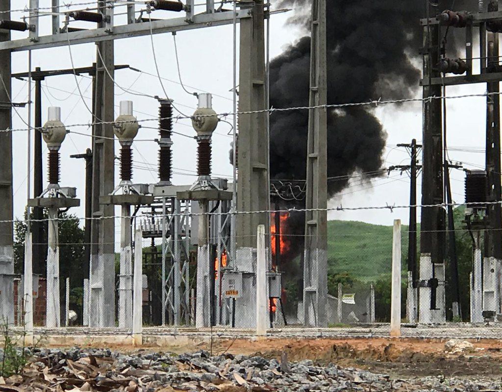 Incêndio em Porto Calvo e ruas alagadas em Maragogi, Japaratinga e Milagres
