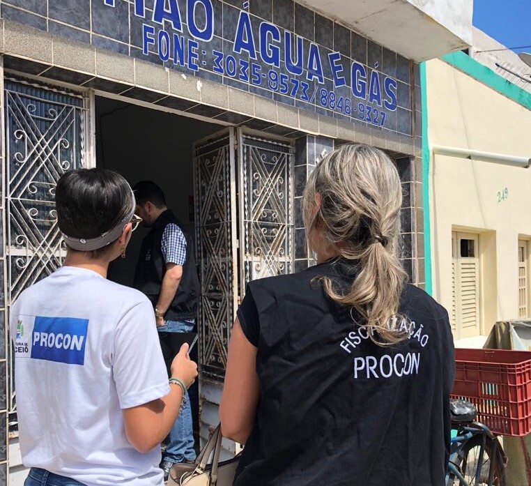 Procon Maceió divulga pesquisa de preços do gás de cozinha