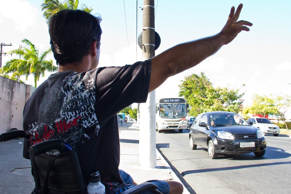 TJ-AL decide que qualquer pessoa com deficiência tem direito a transporte público gratuito