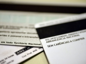 Alagoanos cortam gastos e mais de 3,4 mil cancelam plano de saúde