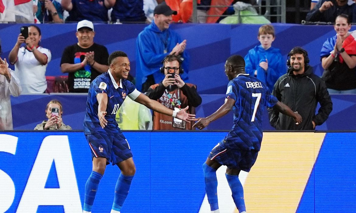 Veja os jogos da Copa do Mundo nesta terça (30); França enfrenta Suécia