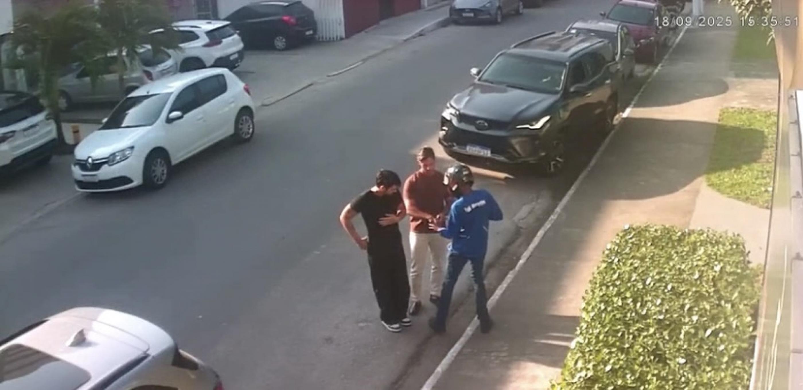 Quadrilha de relógios de luxo espalha medo em Maceió