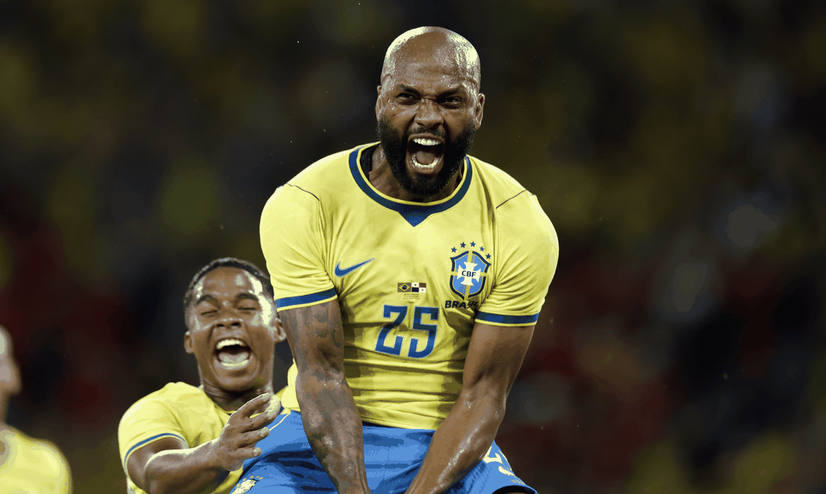 Ancelotti testa duas formações e Brasil goleia Panamá no Maracanã