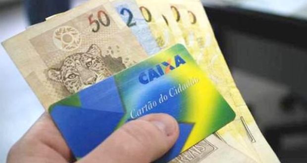 Abono do PIS/Pasep começa a ser pago a nascidos em março e abril