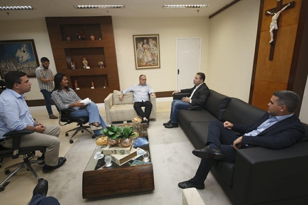 Governadores de AL e Sergipe se unem para construir ponte entre os estados