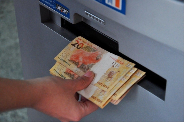 Segunda-faixa salarial para servidores do Estado será paga na segunda-feira (11)