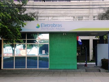 Sindicato espera que nova empresa não demita funcionários da Eletrobras