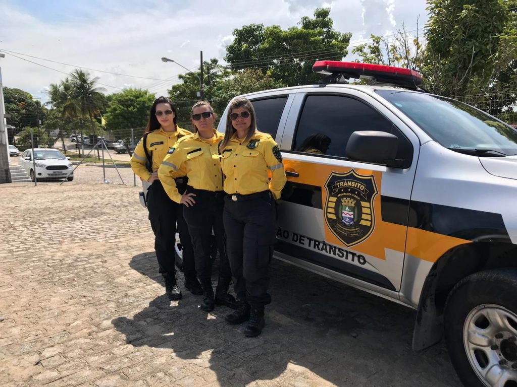 Mulheres agentes da SMTT  relatam vivências no trânsito