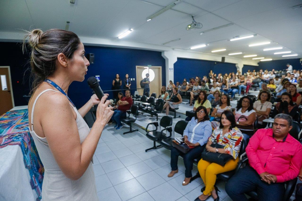Evento promovido pela Sesau e RAVVS capacita educadores para proteção de crianças vítimas de violência sexual