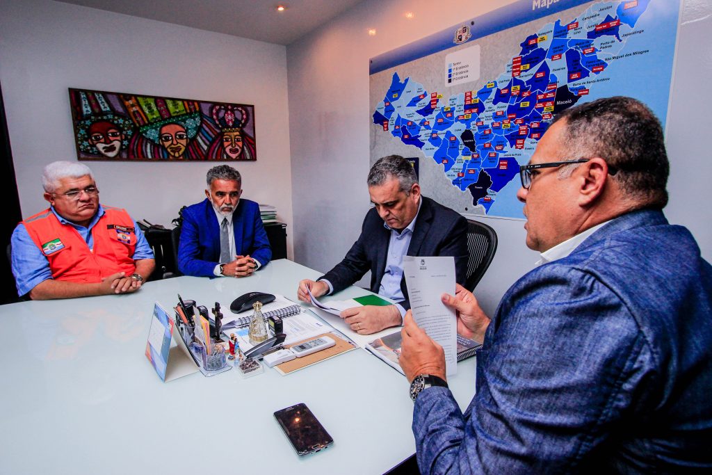 Prefeitura apresenta Plano de Contingência ao MP