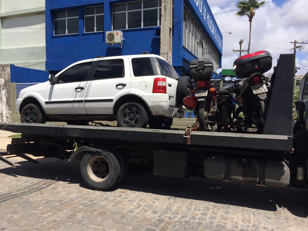 Terceiro leilão de veículos nesta terça-feira