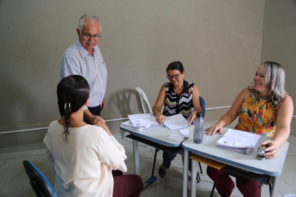 Inscrições para cursos gratuitos na escola de artes vão até quinta (09)