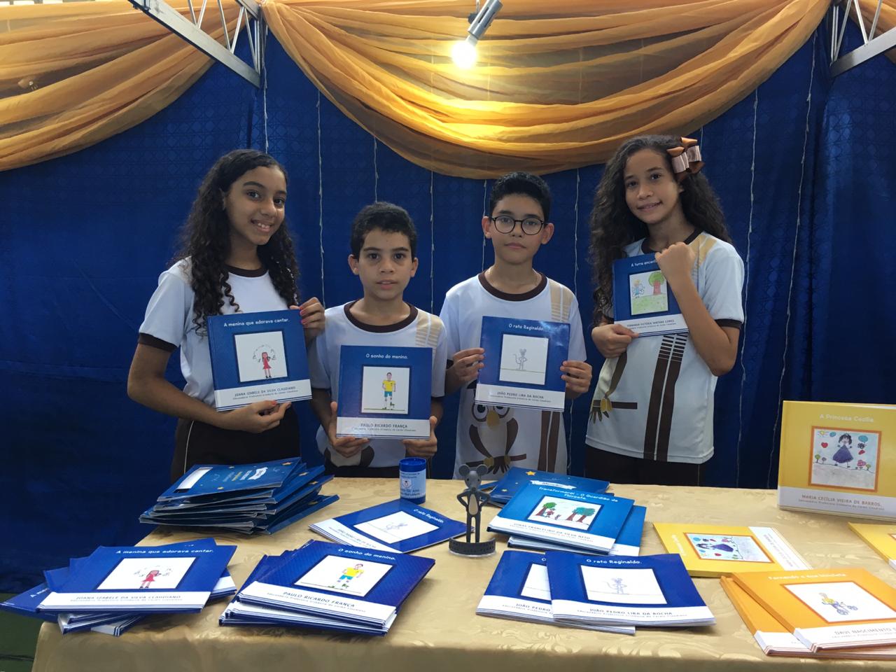 Escritores mirins expõem suas obras em Maragogi