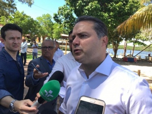 Renan Filho diz que Brasil está enfrentando mal a crise econômica