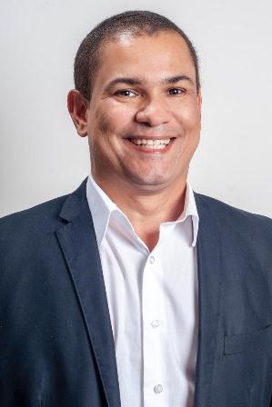 Estão com medo de colocar meu nome nas pesquisas, diz Flávio Moreno