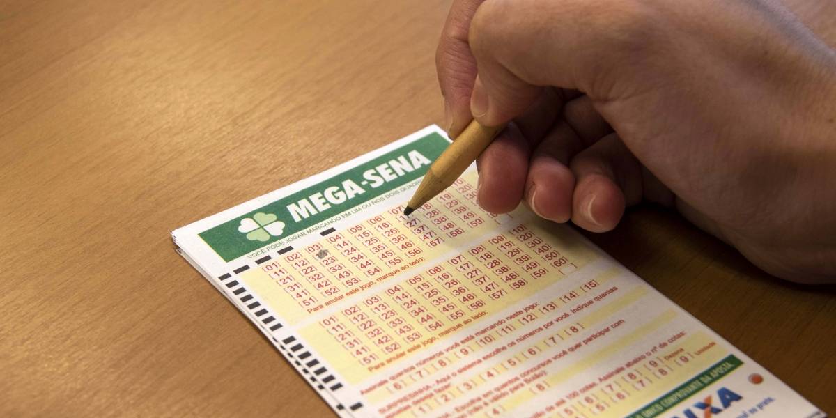 Mega-Sena paga prêmio de R$ 2,5 milhões