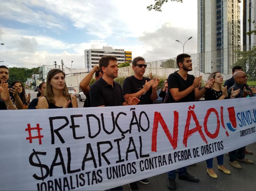 Greve de jornalistas alagoanos é destaque no twitter