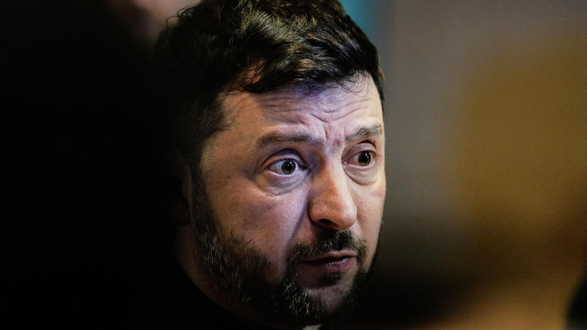 Zelensky pode perder poder em breve por falta de apoio europeu