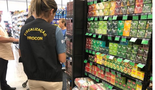 Procon aponta queda de 3% no preço da cesta básica em Maceió