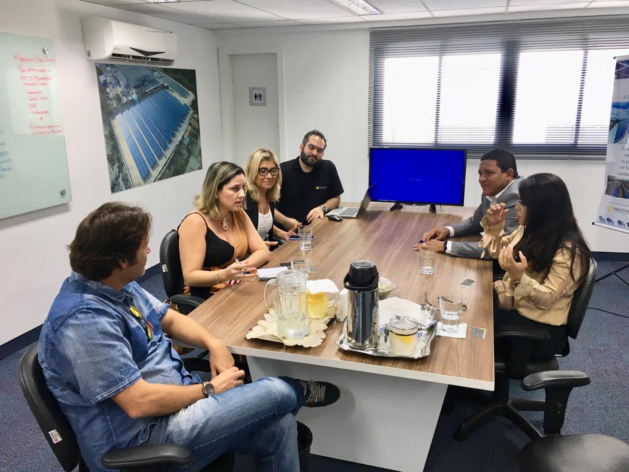 Grupo cearense vai construir usina de energia solar em Palmeira, anuncia Júlio Ceza