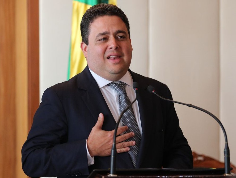 Em pedido judicial de explicações a Bolsonaro, presidente da OAB apontará calúnia contra seu pai