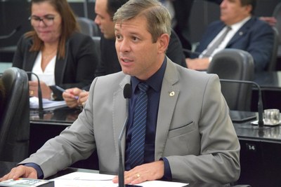 Decisão judicial que despromoveu 1.200 policiais é criticada por Cabo Bebeto