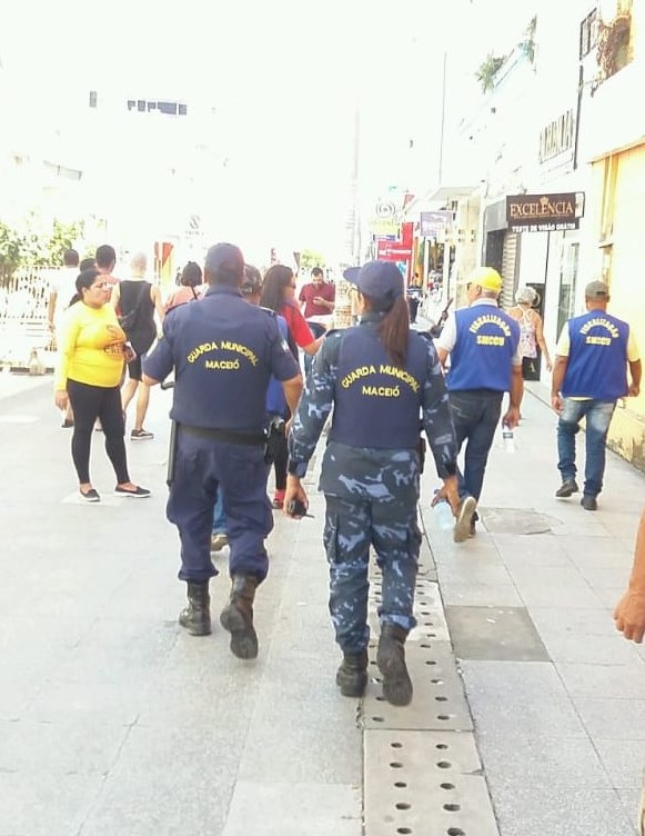 Semscs promove ação de melhora na mobilidade no Calcadão do Comércio